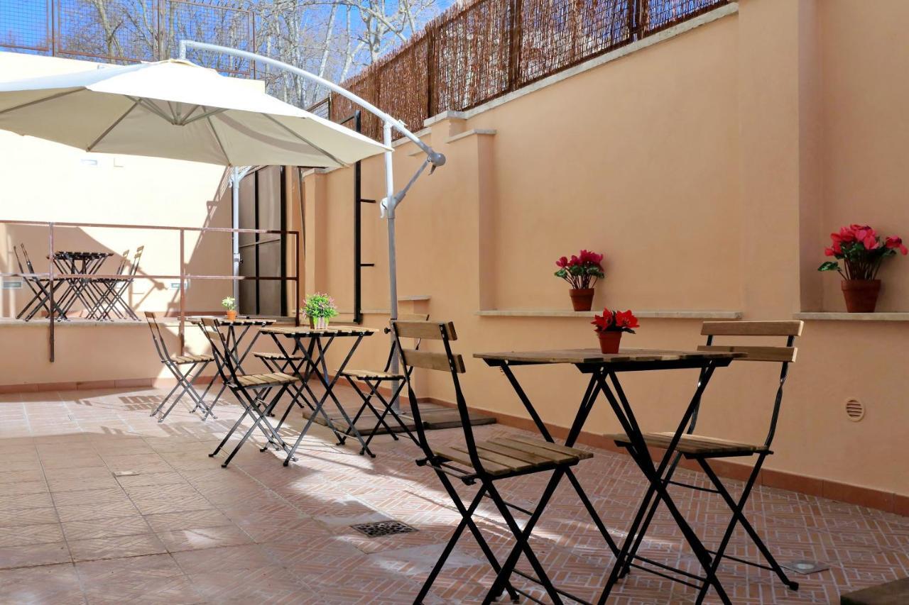 Hotel Domus Ponte Milvio à Rome Extérieur photo